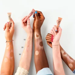 Essence Baby Got Glow 20 Rose and Shine Liquid Highlighter
