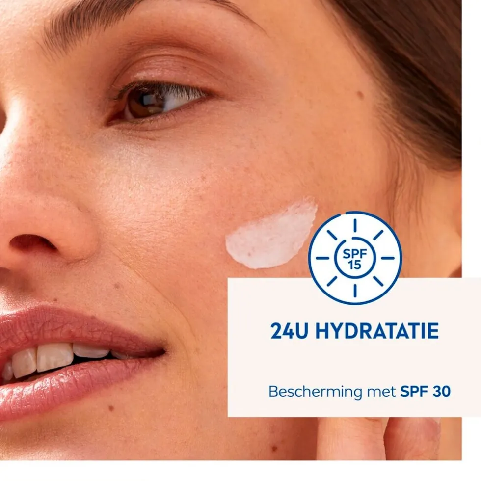 NIVEA Hydraterende Dagcrème met SPF30