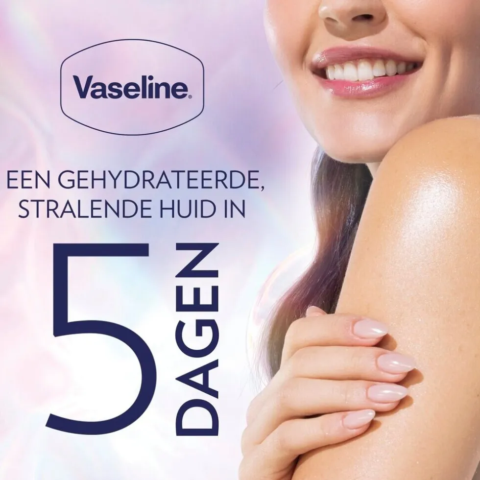 Vaseline Gluta-Hya Dewy Radiance Serum Burst Lotion